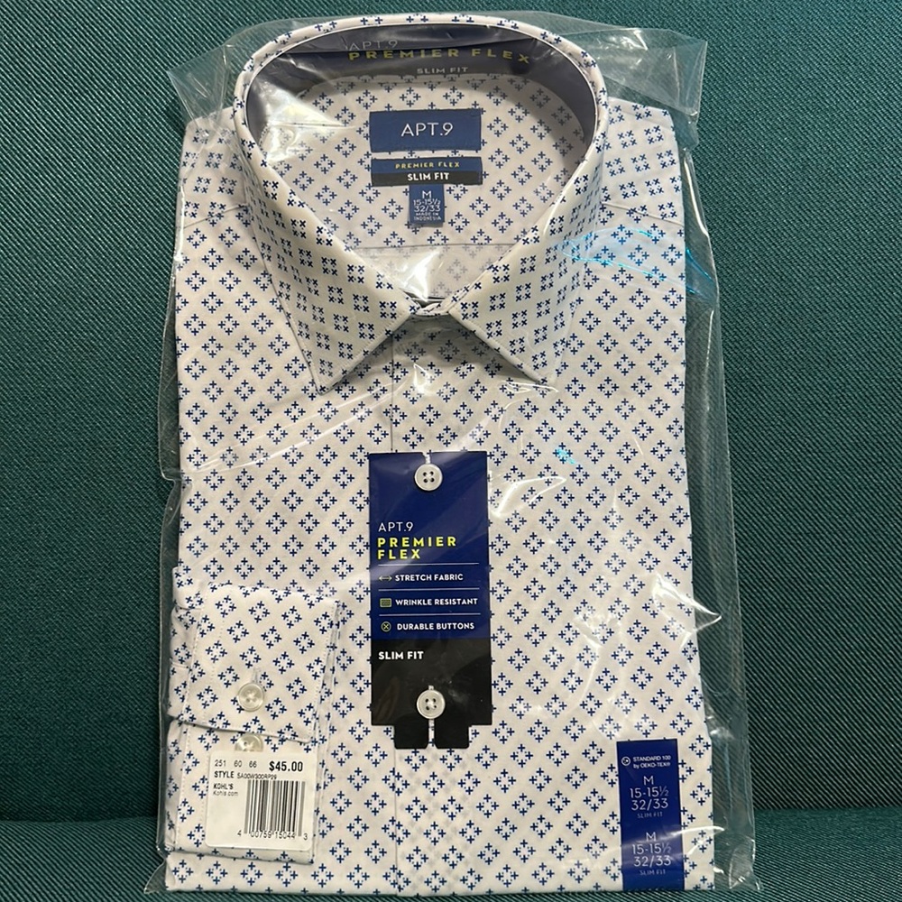 APT 9 - Premier Flex Dress Shirt - Size M - 15 - 15.5  / 32/33. -  SLIM FIT.